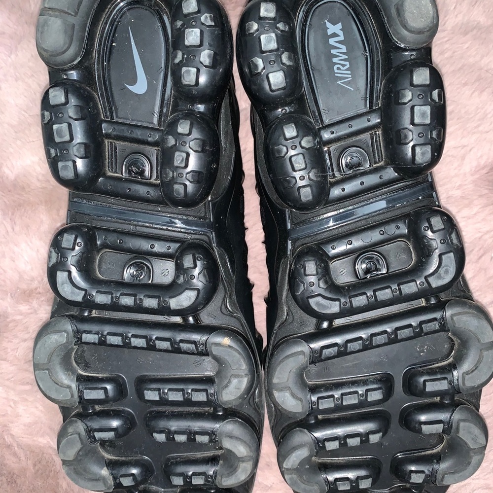 Nike Air Vapormax - Picture 3 of 5